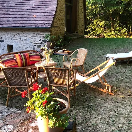 Hébergement de vacances Le Colombié Superbe Maison En Pierre Rénovée *