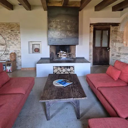 Le Colombié Superbe Maison En Pierre Rénovée Hébergement de vacances